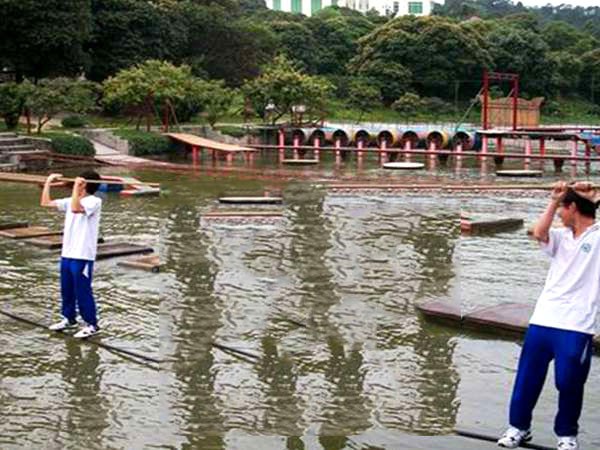 水上鋼絲 水上鋼絲