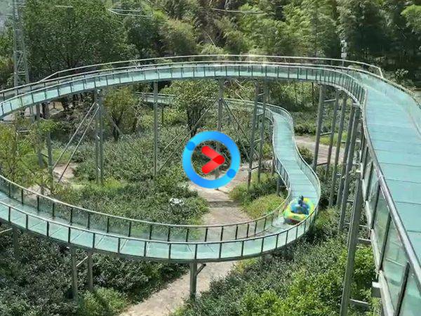 玻璃滑道 玻璃滑道