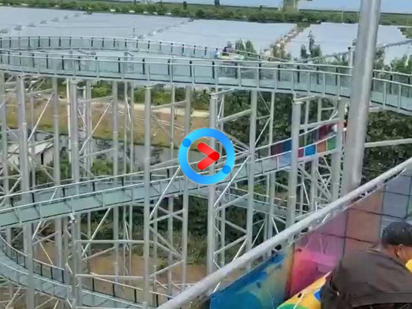 玻璃滑道 玻璃滑道